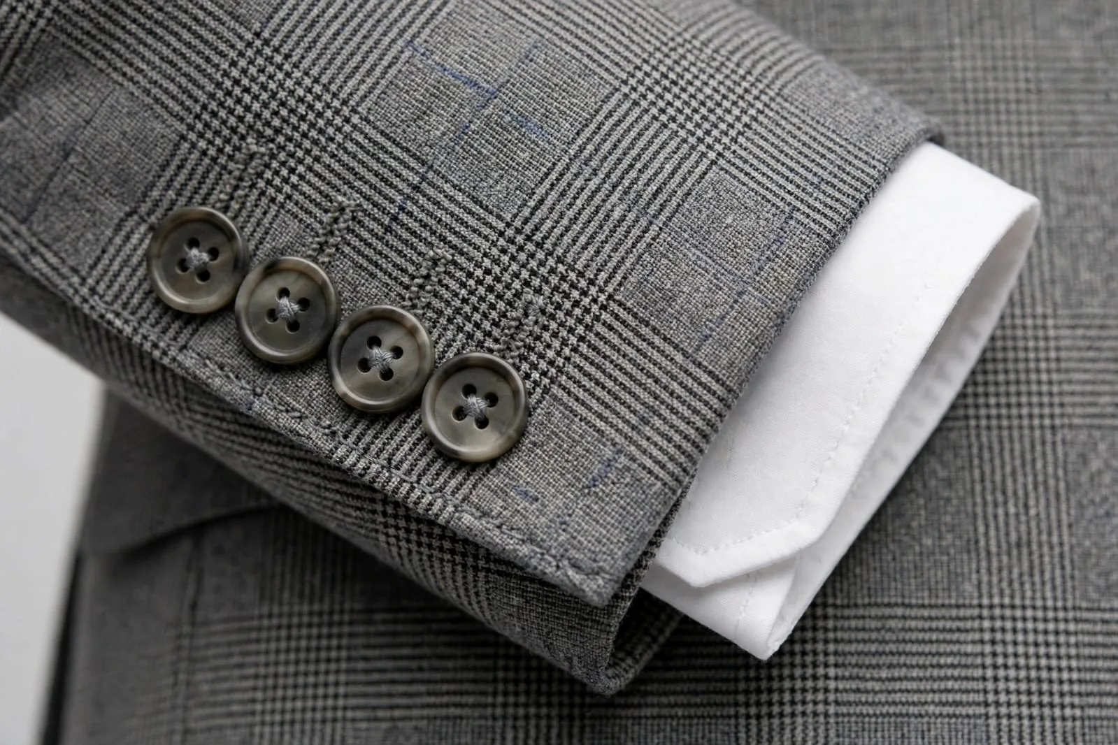 Classic 2-Piece Suit Grey 3